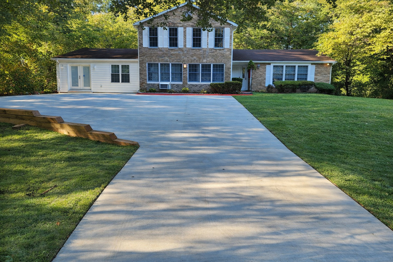 Concrete driveway building